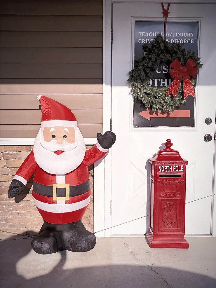 santas2-img
